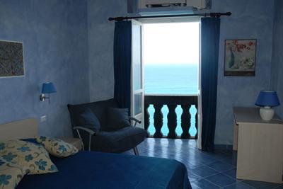 Blu Tropea Maison