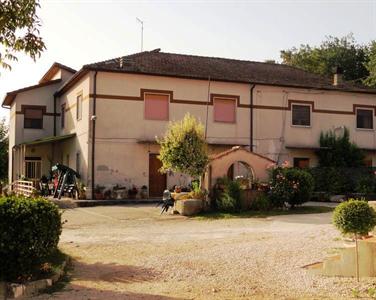 Azienda Agrituristica La Tenuta del Falco