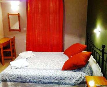 Katerina Rooms Meso Gerarki