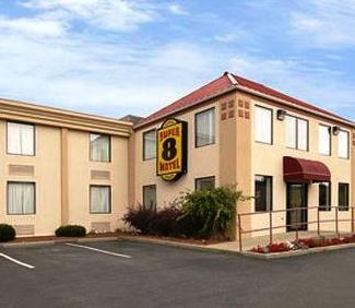 Super 8 Motel New Philadelphia