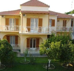 Rantos Apartments