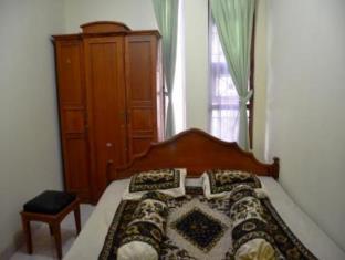 Monjali Guest House