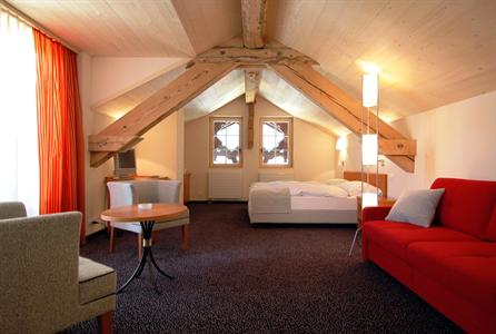 Hotel Schweizerhaus & Postli